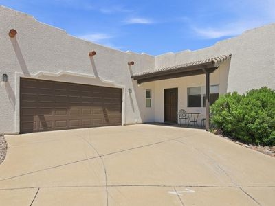 1076 Desert Oak Pl