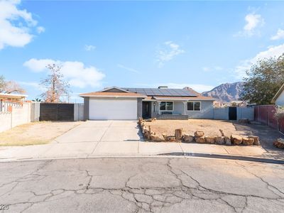 Property at 1124 Palmerston St, Sunrise Manor, NV