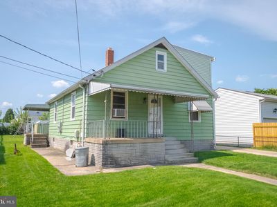7623 Cedar Rd