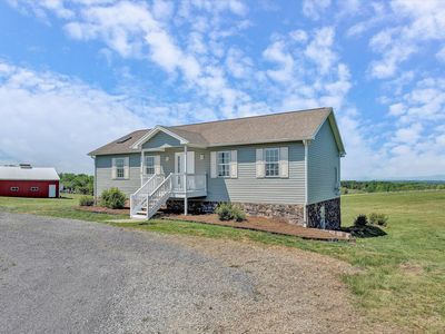 1147 Hickory Cove Ln