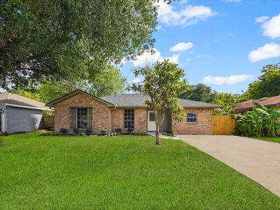 5115 Beechaven Dr