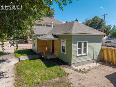 11 N 13th St