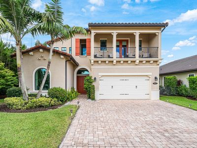 8628 Grand Prix Lane