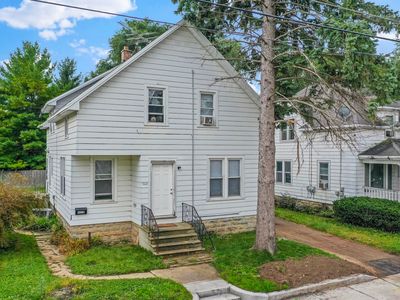 327 W 16th Ave