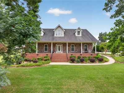 534 Broadwater Cir