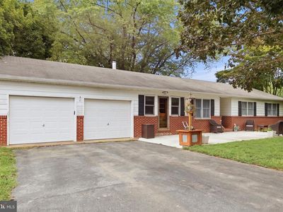 1453 E Denneys Rd