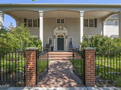 931 La Rue Ave