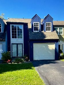 28 Monmouth Dr