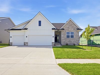 425 NW Ryder Dr