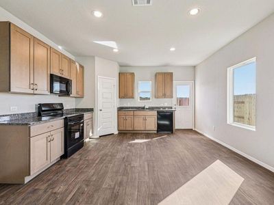 403 Hickory Hls