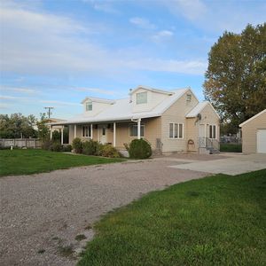 Property at 105 Broadway St, Augusta, MT