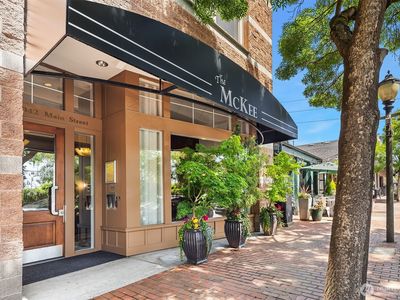10042 Main Street #206