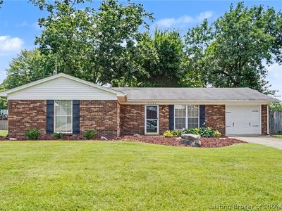 2121 Robin Lane