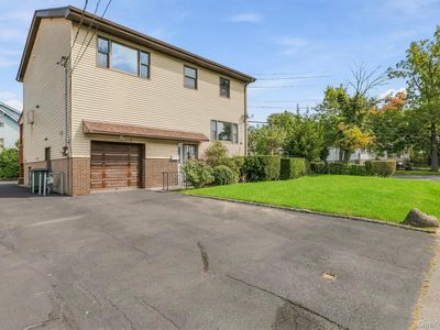 1 W Glen Avenue