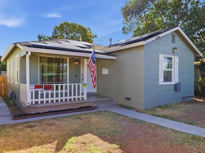 821 I St
