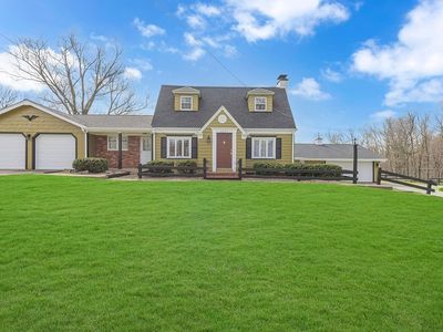 6097 Tuscarawas Rd