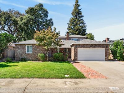 1172 Fallbrook St
