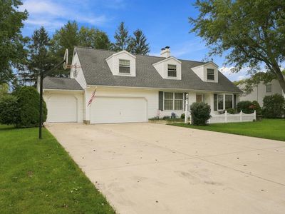 1203 Echo Ln