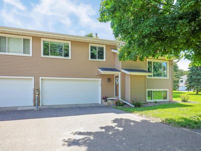 16135 Flagstaff Ct N