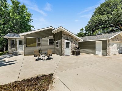 6642 Old Highway 52