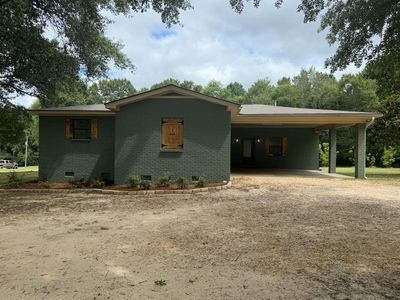 94 Hines Rd