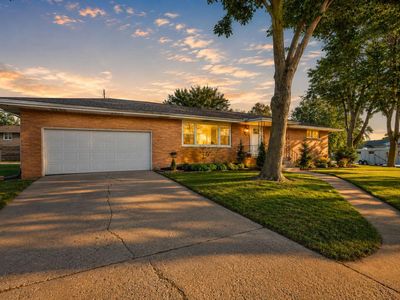 700 W 55th Ave