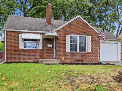 2415 SW Beverly Ct