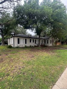 401 N HIGH ST