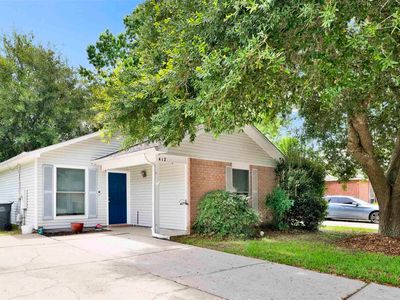 412 Oak Knoll Ln