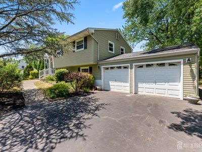 5 Yale Ct