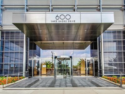 600 N Lake Shore Dr APT 1201