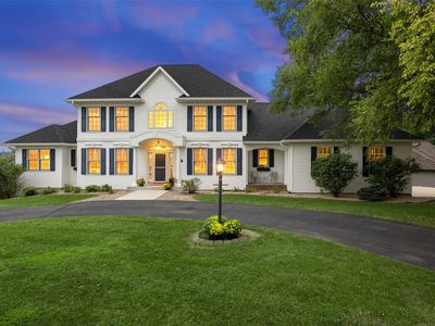 3826 Cedar Bluff Ct NE