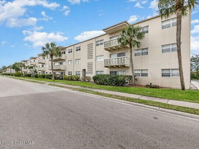 223 Columbia Dr APT 114