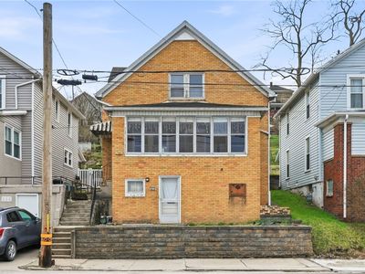 323 Hillside Ave