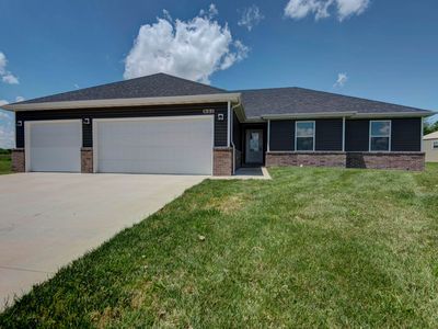 821 S Calabria Avenue