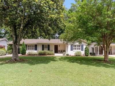 413 Redwood St