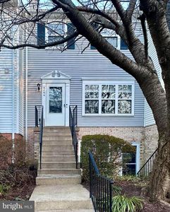 6064 Old Landing Way