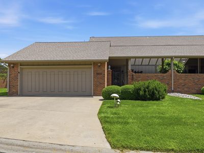 2319 SW Mayfair Pl