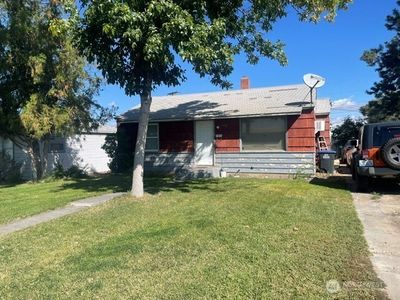 412 W Reisner