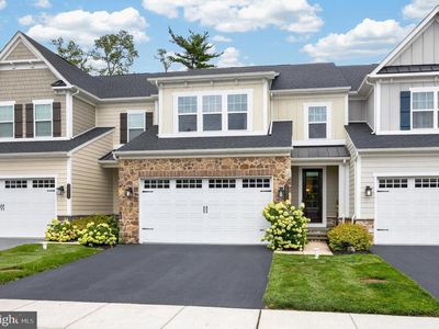 2235 Poe Ln