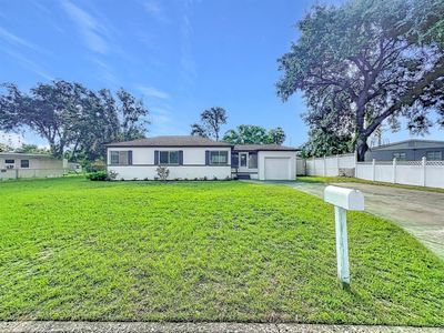 2437 Myrtle Ave