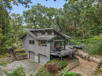 221 Bote Dr