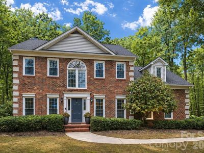 551 Dovefield Dr