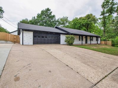 1400 Woodland Hills Dr
