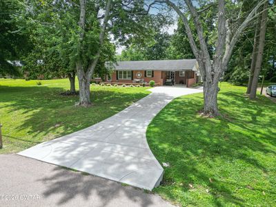 512 E Main St