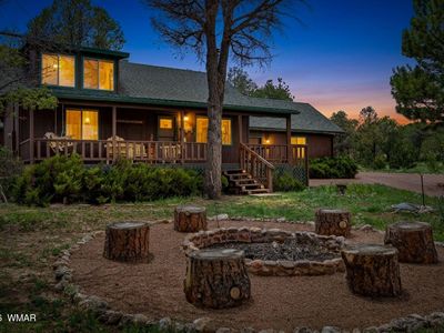 3351 Apache Dr