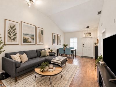 8423 Bernwood Cove Loop APT 410