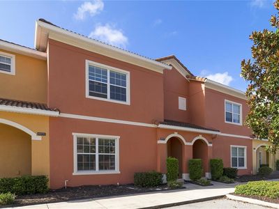 8972 CAT PALM ROAD