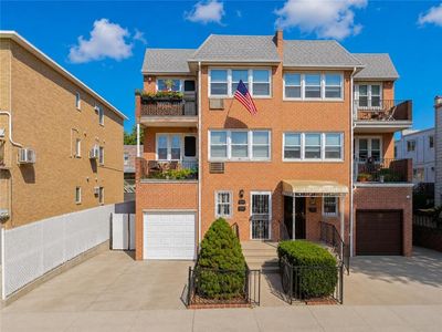 243 Bay 35th St