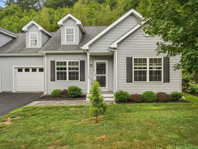 10 Fiddlehead Drive #10